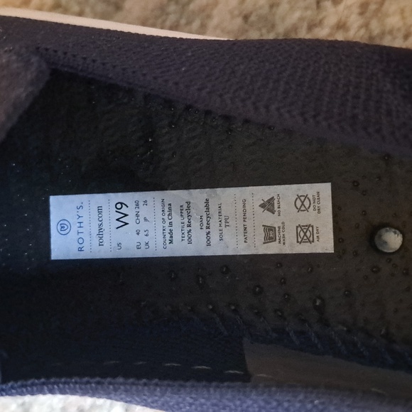 Rothys Original Sneaker - Picture 9 of 10